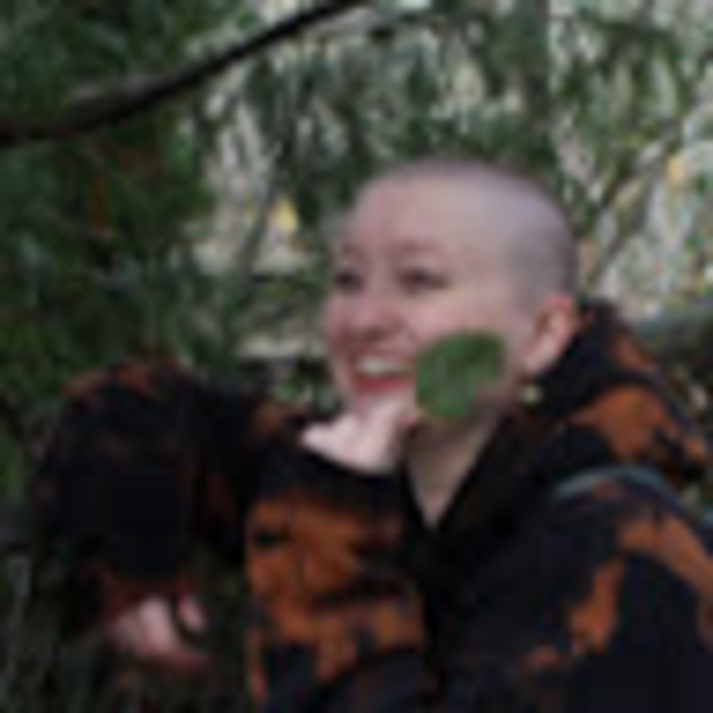 Meet your Posher, Olivia